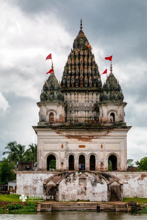 Bhubaneshwar Shiva Temple of Puthia