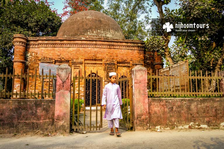 Photo of Goaldi Mosque in Sonargaon