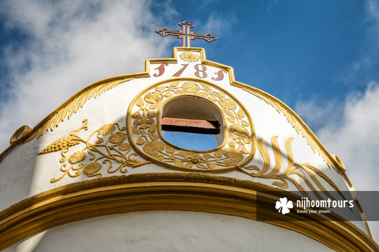 Photo of the construction year written in the Armenian Church