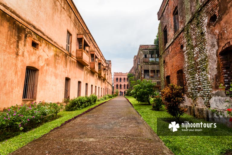 A photo of houses inside Baliati Palace (Jamidar Bari)