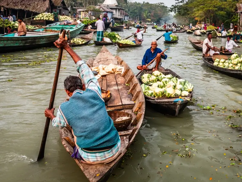 Barisal floating market